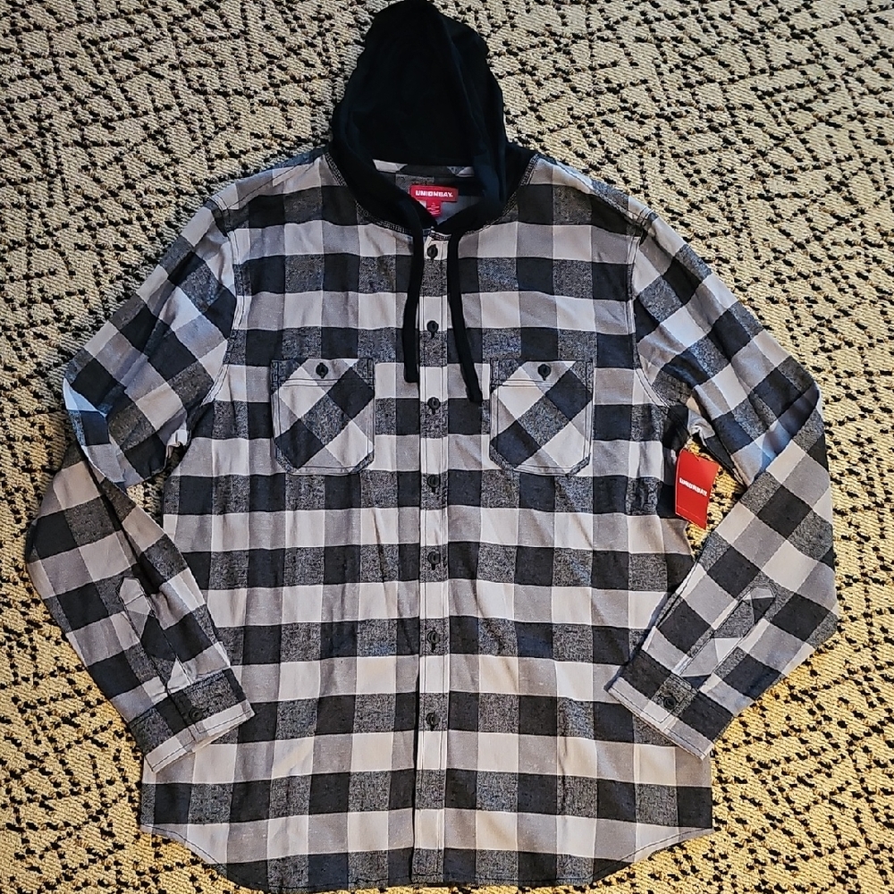 UNIONBAY Black and Gray Checkered Hooded Shirt. Mens L
